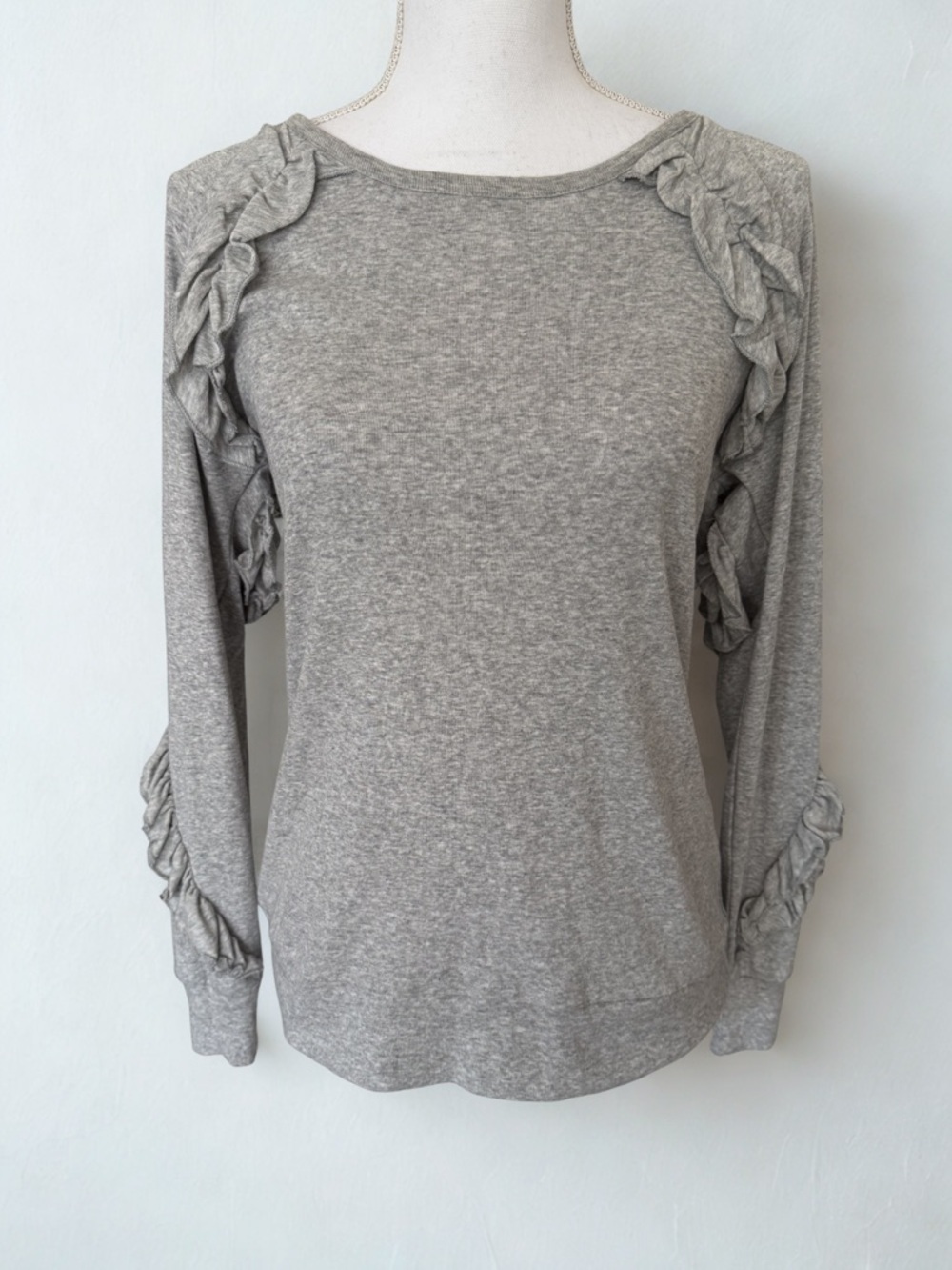 Chaser Gray Ruffle-Trim Long Sleeve Tee Shirt Women Medium